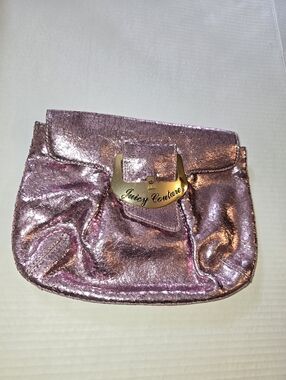 Vintage Y2K Juicy Couture Metallic Pink Crackled Leather Clutch 💖